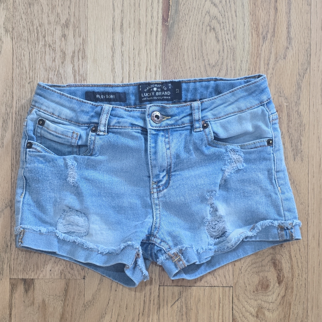 Lucky Brand Riley Short Girls Distressed Cuffed Denim Shorts Light Blue Sz 12 Lucky Brand Riley Short Girls Distressed Cuffed Denim Shorts Light Blue Sz 12